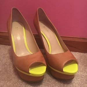 Enzo Angiolini Peep Toe Platform Heels SZ 7.5